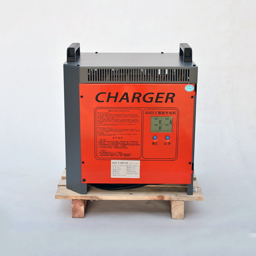 工頻充電機48V70A-液晶屏