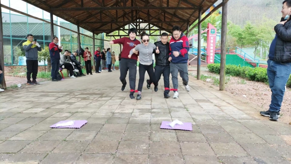 9c471a49b457f7417d7706ca2400c87